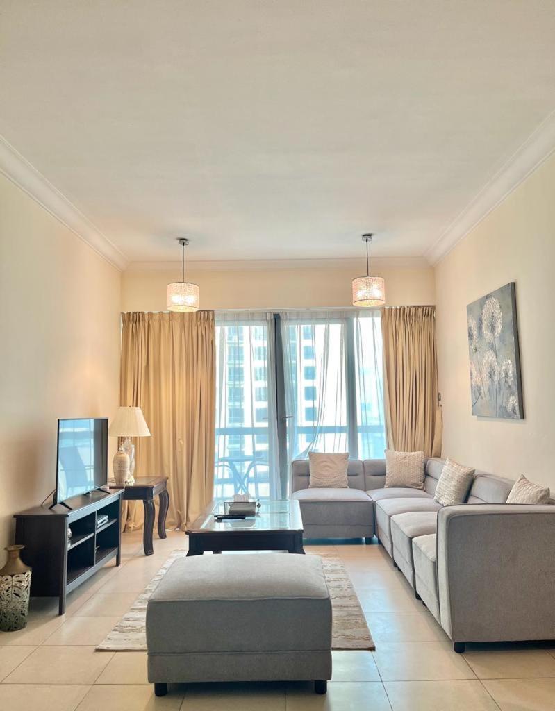 Stunning 1 Bedroom Apartment In Down Town Dubaj Zewnętrze zdjęcie